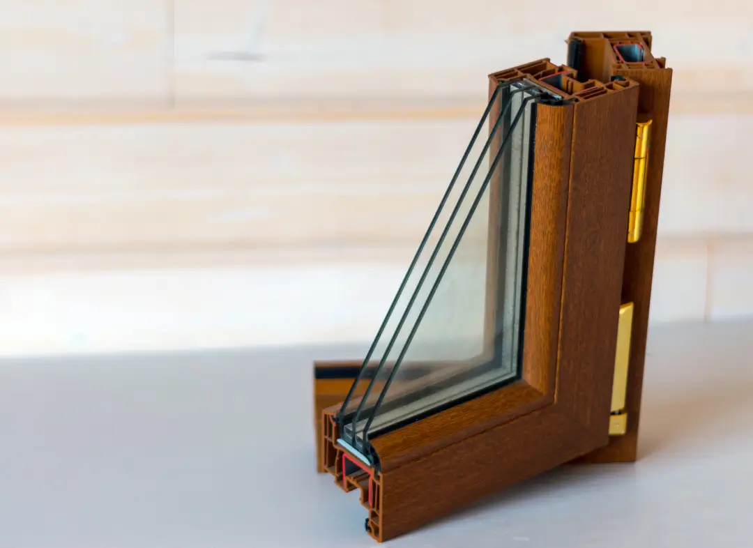 Installation de fenêtre en bois sur mesure Luçon